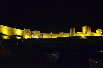 Фотографии Отели типа «постель и завтрак» Light House Old City г. Ахалцихе (Грузия) №3 Фото Отели типа «постель и завтрак» Light House Old City г. Ахалцихе 3