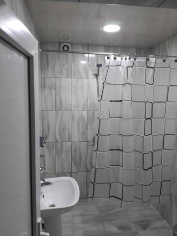 Фото номера Двухместный номер с 2 отдельными кроватями и ванной комнатой Гостевой дом Vardzia г. Ахалцихе 23