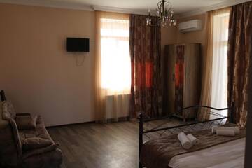 Фото номера Большой двухместный номер с 1 кроватью Отель Hotel Suliko г. Ахалцихе 5