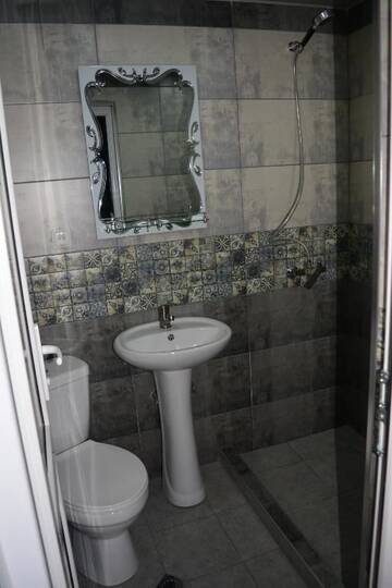 Фото номера Роскошный четырехместный номер Гостевой дом Guesthouse Millennium Rabathi г. Ахалцихе 18